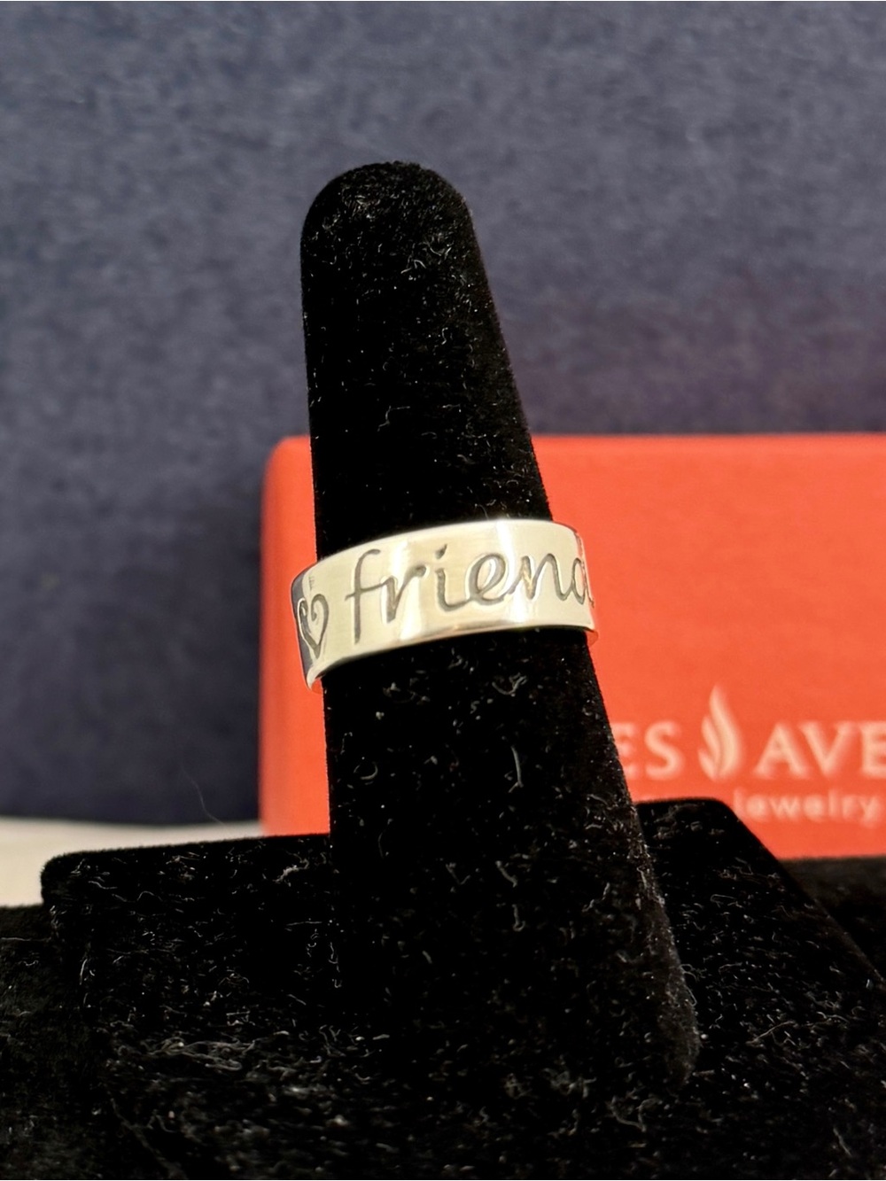 JAMES AVERY Sterling Silver 2 Hearts FRIENDS FOREVER Band Ring; Size 7; RETIRED